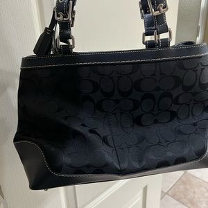Like new hand bag